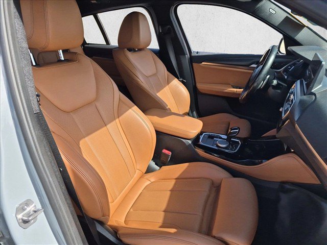Used 2022 BMW X4 xDrive30i w/ M Sport Package AWD/4WD image 13