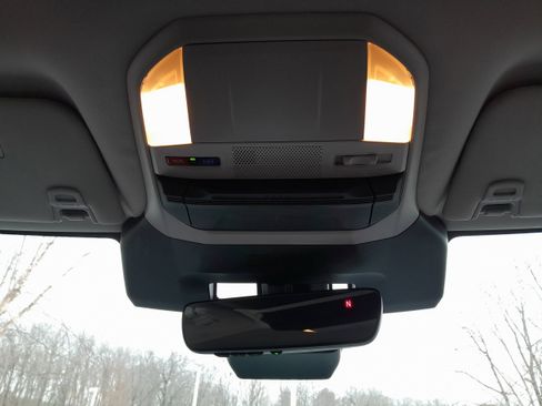 Used 2023 Subaru Ascent Premium w/ Convenience Package image 43