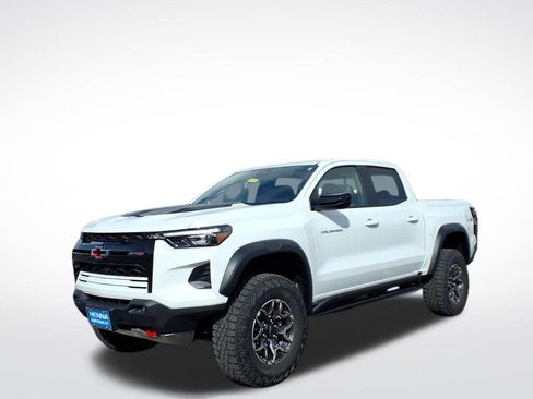 New 2026 Chevrolet Colorado ZR2 w/ Technology Package AWD/4WD image 8