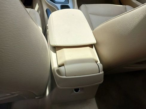 Used 2014 BMW X1 sDrive28i RWD image 25