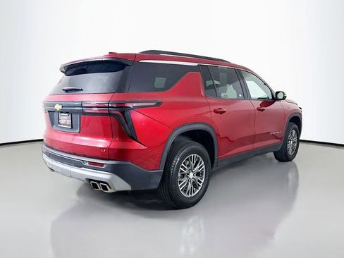 Used 2024 Chevrolet Traverse LT FWD image 10