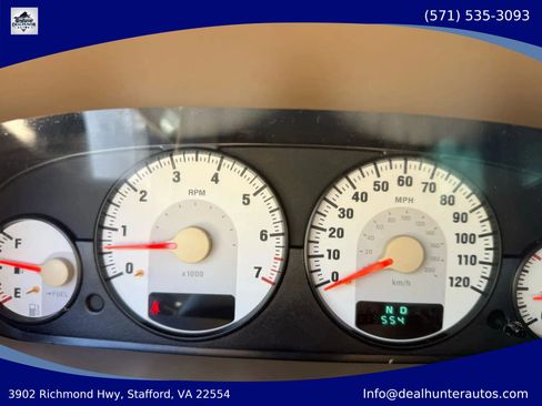 Used 2004 Chrysler Sebring GTC FWD image 29