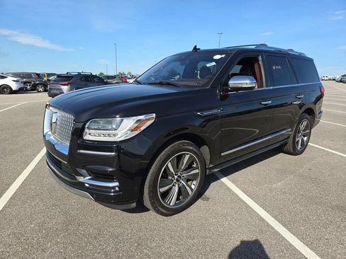 Used 2019 Lincoln Navigator Black Label w/ Cargo Package AWD/4WD image 3