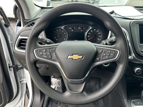 Used 2023 Chevrolet Equinox LT w/ LPO, Floor Liner Package AWD/4WD image 18