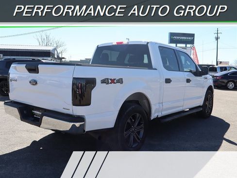 Used 2015 Ford F150 XLT image 3