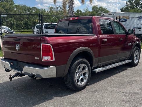 Used 2017 RAM 1500 Laramie w/ Convenience Group AWD/4WD image 4