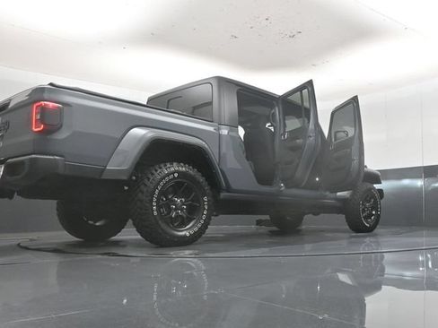 Used 2024 Jeep Gladiator Sport AWD/4WD image 58