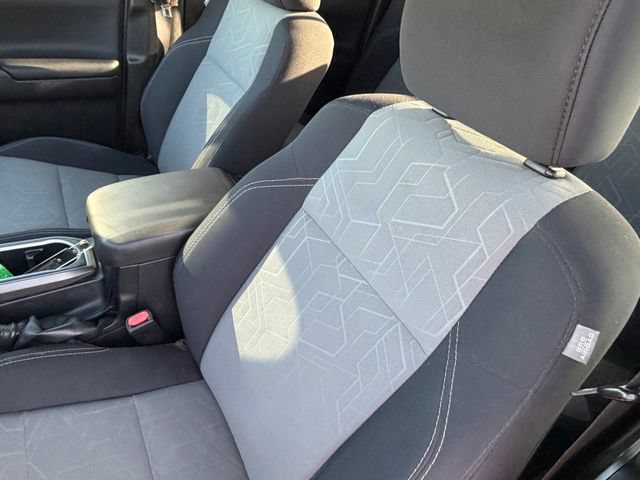 Used 2021 Toyota Tacoma TRD Sport RWD image 31