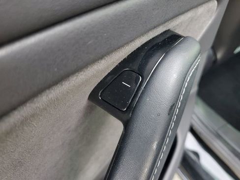 Used 2019 Tesla Model 3 Mid Range image 15