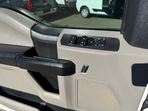 Used 2021 Ford F250 XL w/ Power Equipment Group image 13