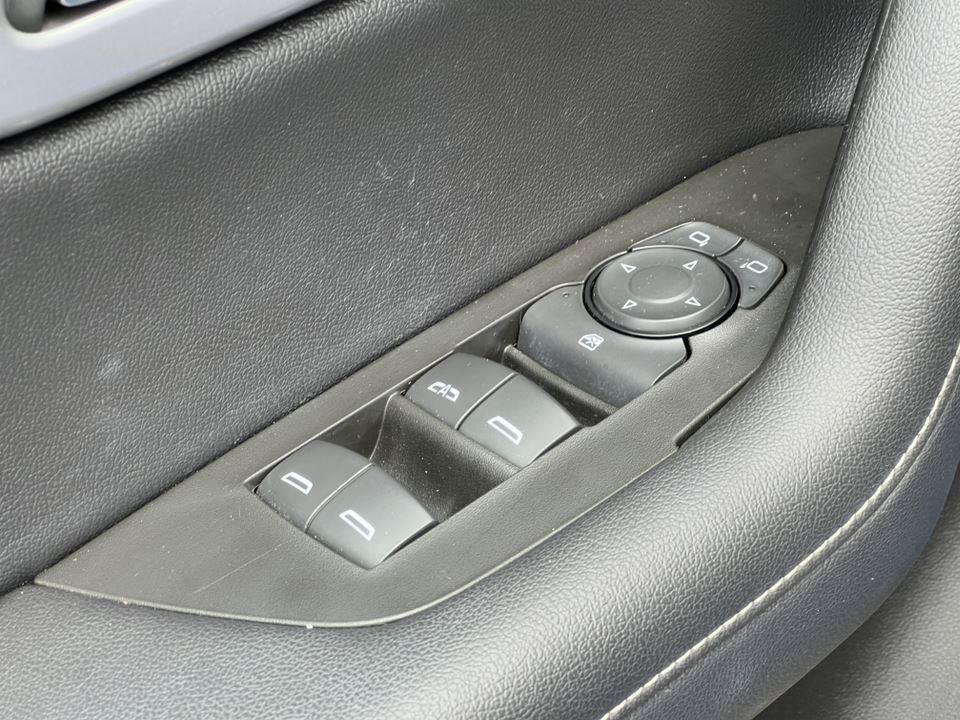 Used 2024 Chevrolet Blazer LT w/ Convenience Package FWD image 14