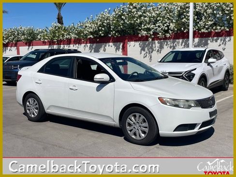 Used 2012 Kia Forte EX image 1
