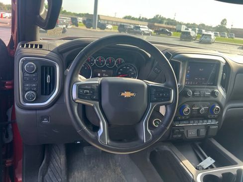 Used 2022 Chevrolet Silverado 1500 LTZ AWD/4WD image 9
