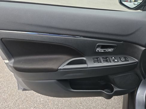 Used 2024 Mitsubishi Outlander Sport SE image 16