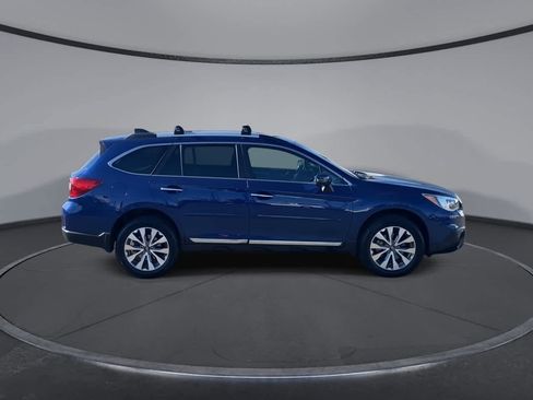 Used 2017 Subaru Outback 3.6R Touring w/ Popular Package #5A AWD/4WD image 9
