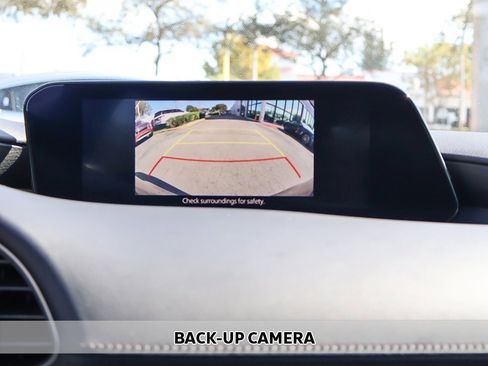 Used 2022 MAZDA MAZDA3 s image 4