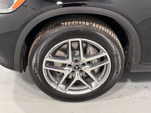 Used 2018 Mercedes-Benz GLC 300 4MATIC image 29