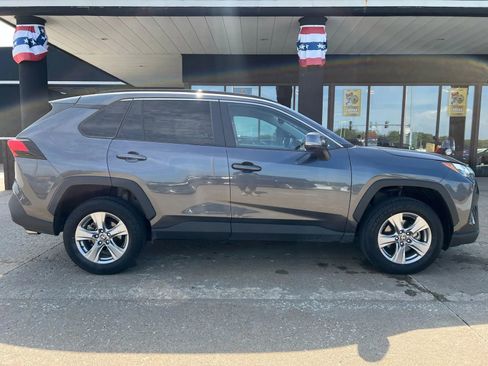 Used 2023 Toyota RAV4 XLE image 9