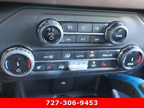 Used 2022 Ford Bronco Outer Banks image 25