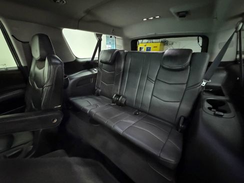 Used 2015 Cadillac Escalade ESV Premium AWD/4WD image 17