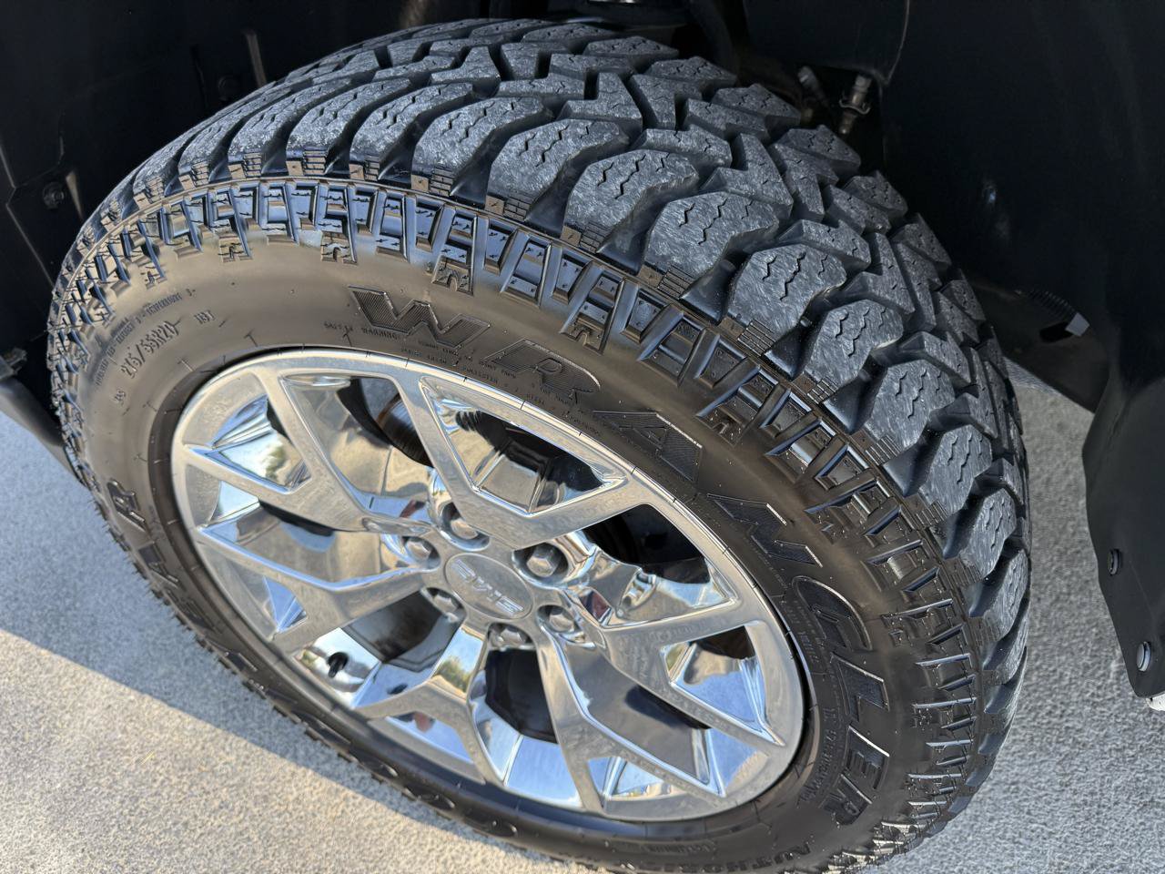 Used 2010 GMC Sierra 1500 SLE w/ Texas Edition RWD image 32