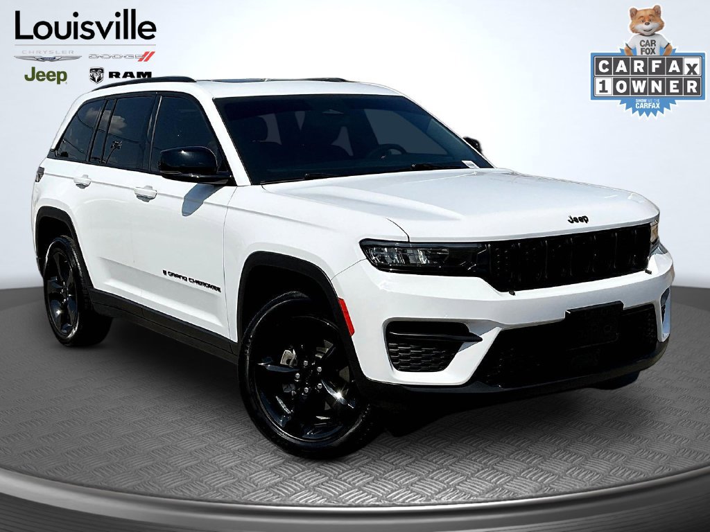 Used 2022 Jeep Grand Cherokee Altitude AWD/4WD image 1