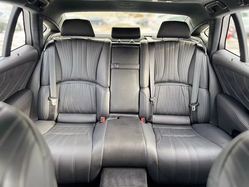 Used 2024 Lexus LS 500 AWD w/ Interior Upgrade Package image 21