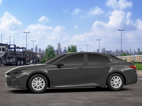New 2026 Toyota Camry LE w/ Convenience Package FWD image 5