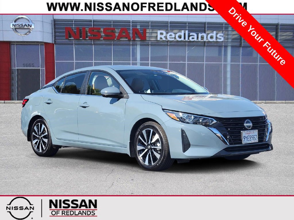 Used 2025 Nissan Sentra SV w/ SV Premium Package FWD image 1