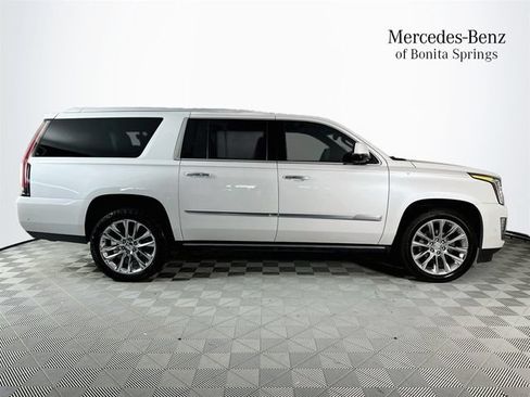 Used 2019 Cadillac Escalade ESV Platinum AWD/4WD image 8