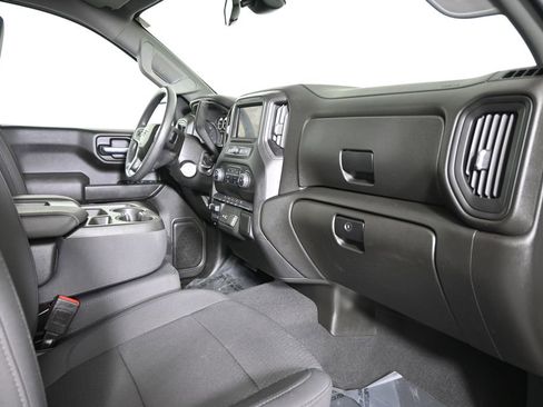 Used 2022 Chevrolet Silverado 1500 Custom Trail Boss w/ Safety Confidence Package AWD/4WD image 15