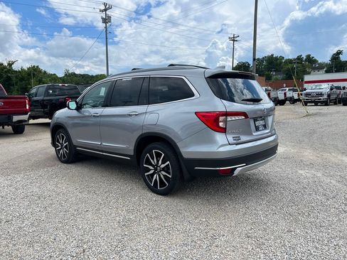Used 2022 Honda Pilot Touring image 6