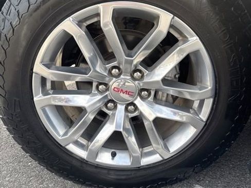 Used 2022 GMC Sierra 1500 SLT w/ SLT Premium Plus Package image 9