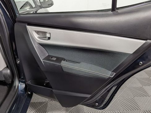 Used 2019 Toyota Corolla LE image 37