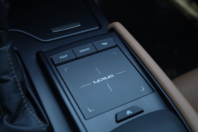Used 2021 Lexus ES 300h w/ Premium Package FWD image 20