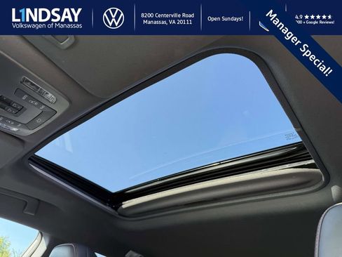 Used 2021 Toyota Sienna XSE image 18