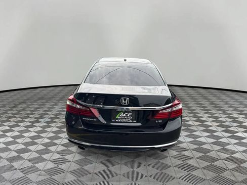 Used 2017 Honda Accord EX-L image 6