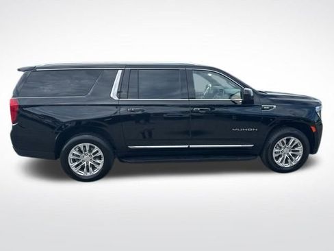 Used 2024 GMC Yukon XL SLT image 6