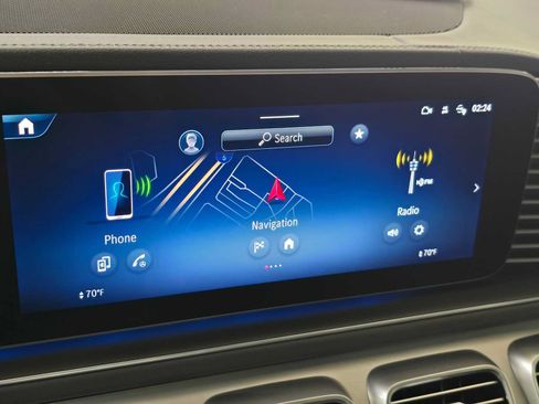 Certified 2025 Mercedes-Benz GLS 450 4MATIC image 36