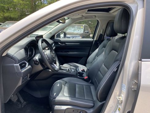 Used 2025 MAZDA CX-5 AWD 2.5 S w/ Preferred Package image 9