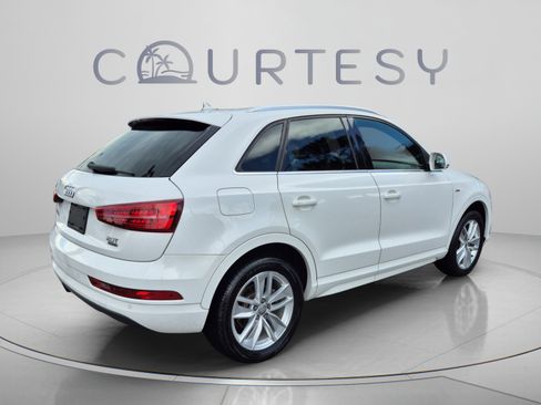 Used 2018 Audi Q3 2.0T Premium Plus w/ Premium Plus Package AWD/4WD image 6