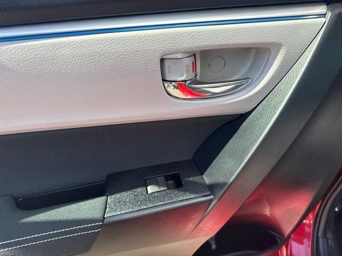 Used 2016 Toyota Corolla LE FWD image 28