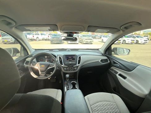 Used 2022 Chevrolet Equinox LS AWD/4WD image 21