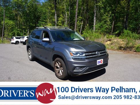 Used 2018 Volkswagen Atlas SE image 1