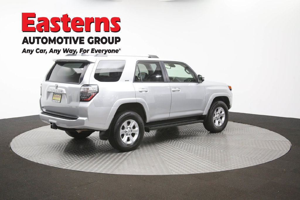 Used 2024 Toyota 4Runner SR5 AWD/4WD image 37