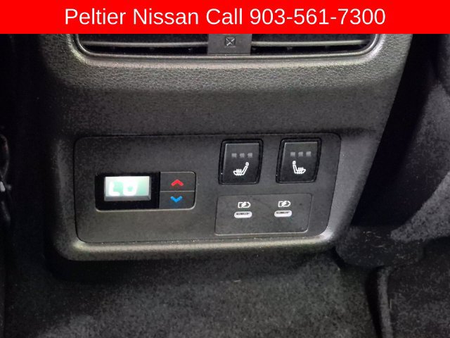 Used 2024 Nissan Rogue Platinum w/ Platinum Premium Package FWD image 25