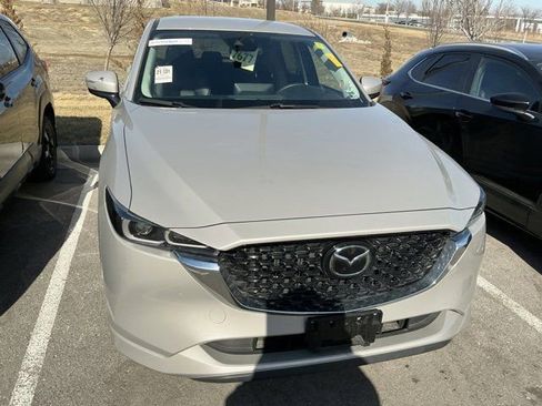 Used 2025 MAZDA CX-5 AWD 2.5 S w/ Select Package image 3