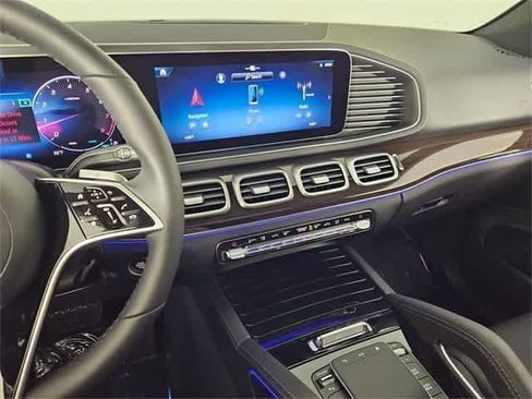 Used 2025 Mercedes-Benz GLE 350 4MATIC image 29
