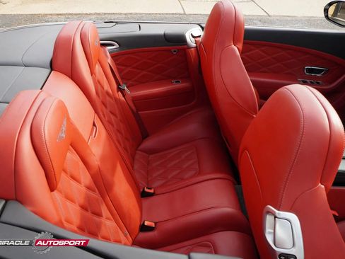 Used 2015 Bentley Continental GT V8 S image 31