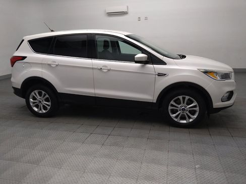Used 2019 Ford Escape SE AWD/4WD image 11
